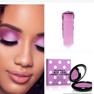 MARC JACOBS “ violet” eyeshadow new in box